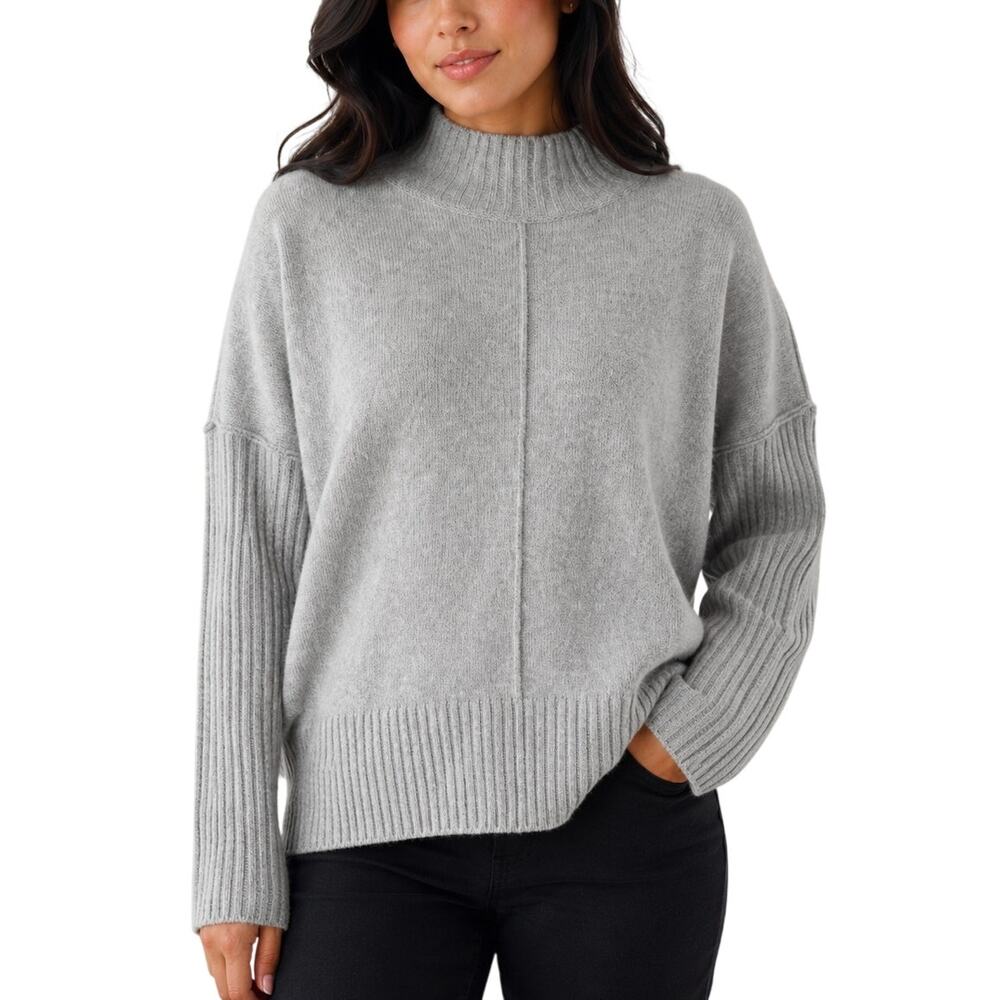 Simply Vera Vera Wang Gray Mockneck Sweater M Quiet Luxury Cashmere Blend